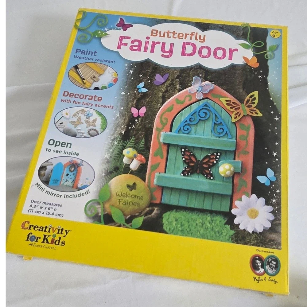 Creativity for Kids Butterfly Fairy Door Paint Decorate Craft Kit Age 6+